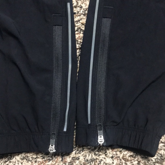 Lululemon Mens Surge Jogger Size Small | Like new! - Picture 4 of 8